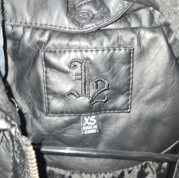 NWOT --J2 Faux Leather Jacket - Picture 4 of 7